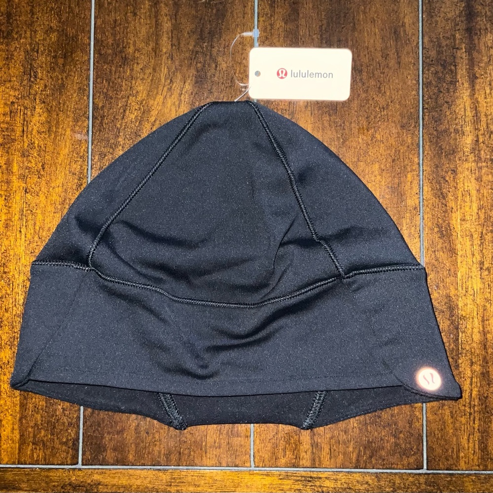 Lululemon RUN FOR IT ALL BEANIE BLACK ONE SIZE